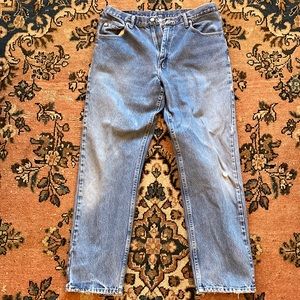 Wrangler 36x34 relaxed fit jeans.